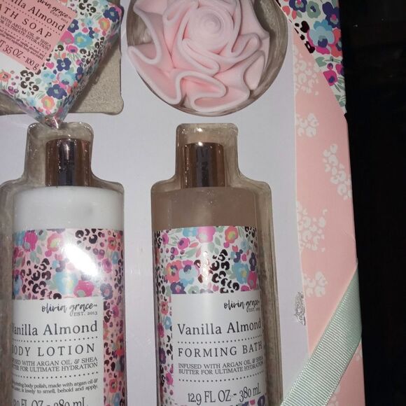 Perfect Xmas One Piece Bath gift😍 - Picture 3 of 6